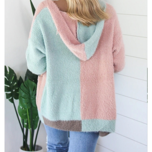 Colorblock Cardigan - Picture 2 of 4